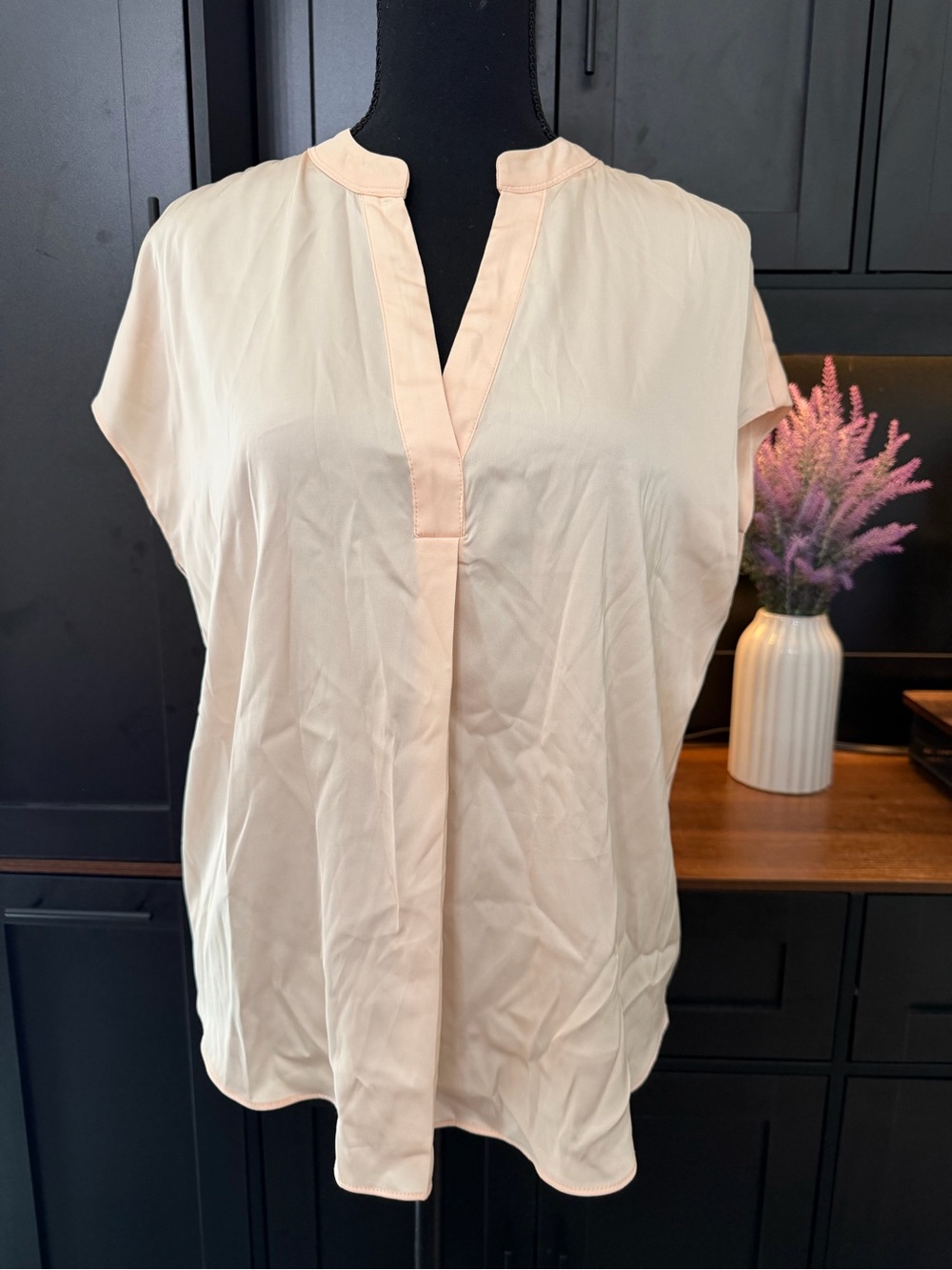 RACHEL Rachel Roy Soft Peach Cap-Sleeve Split V Blouse